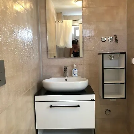 Aparthotel Ayl-inn Apart 2*