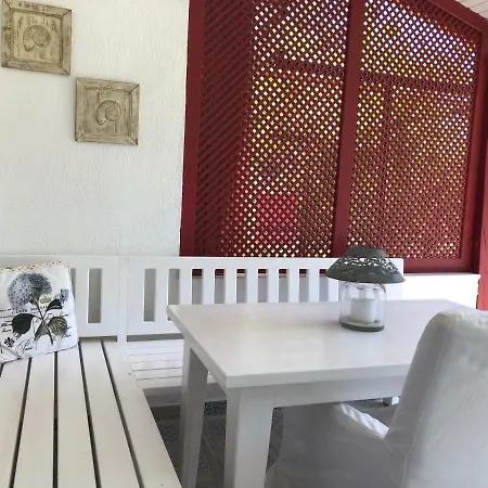 Aparthotel Ayl-inn Apart 2*